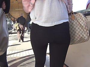 Focus on hotter girl's sweet ass in tights Picture 5