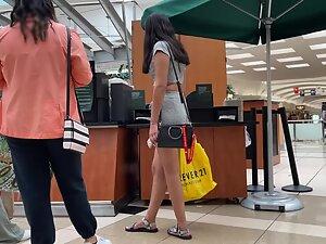 Tight grey outfit makes her look sexy in the mall Picture 8