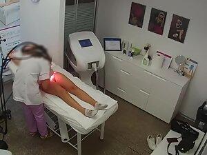 Spying on sporty girl's ass and pussy during depilation Picture 2