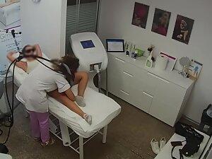 Spying on sporty girl's ass and pussy during depilation Picture 4