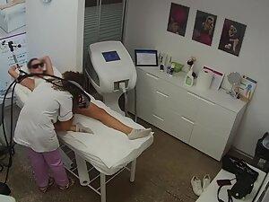 Spying on sporty girl's ass and pussy during depilation Picture 5