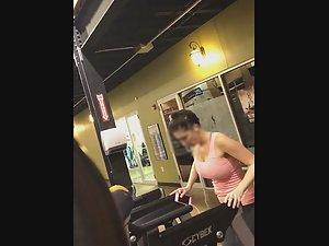 Sweaty busty milf caught by gym voyeur Picture 4