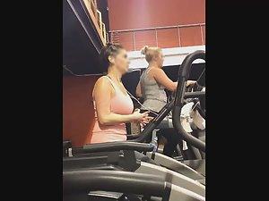 Sweaty busty milf caught by gym voyeur Picture 7