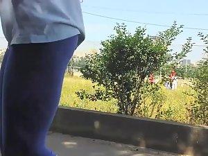 Fit girl teaches a fat friend to exercise Picture 8