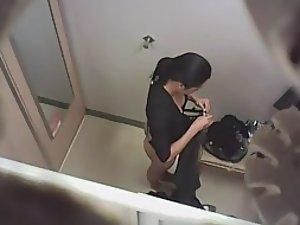 Spying on girls as they try new clothes