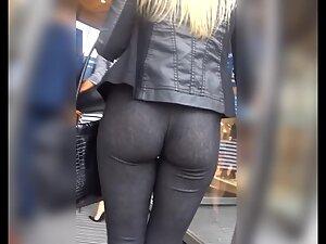 Perfect ass cheeks and thong in extra tight jeans Picture 5