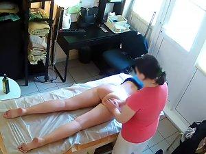 Full naked body massage on hidden cam Picture 2