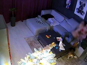 Spying on blowjob for a special occasion Picture 3