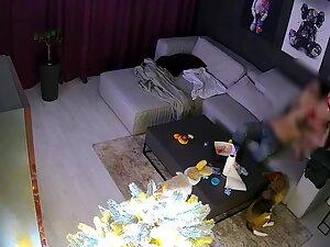 Spying on blowjob for a special occasion Picture 4