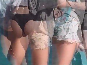 Fantastic ass of a girl in a thong bikini Picture 4
