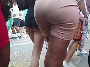 Party girl's extraordinary small ass in tiny shorts Picture 2