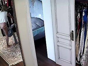 Sexy woman can't decide what clothes to wear Picture 5