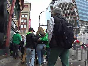 Voyeur caught lovers quarrel on street Picture 6