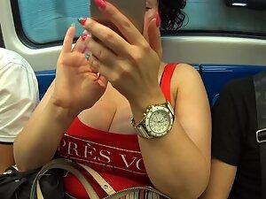 She likes to maker her massive boobs visible Picture 4