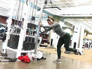 Sexiest workout ever seen by a voyeur Picture 1