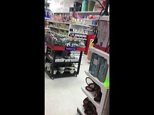 Voyeur notices most fuckable redhead girl in the world Picture 6