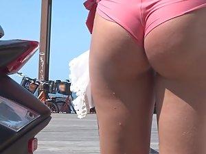 Hottest teen I spotted by beach Picture 3