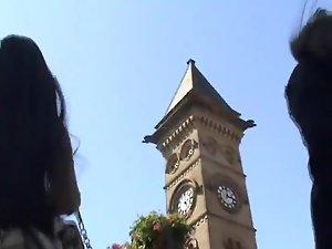 Wind helps me to see her thong upskirt Picture 7