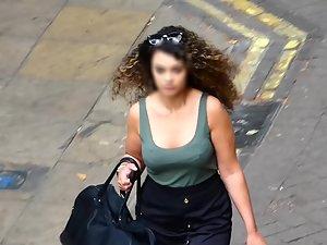 Big tits bounce with every step she makes Picture 8