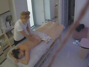 Spying on a hot woman during massage Picture 6