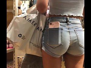 Tall girl with supermodel kind of legs and ass Picture 6