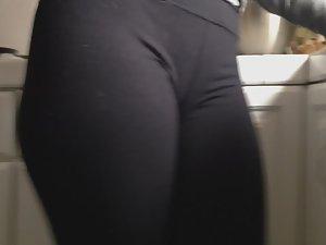 Cameltoe of hot friend while she cooks in kitchen Picture 2