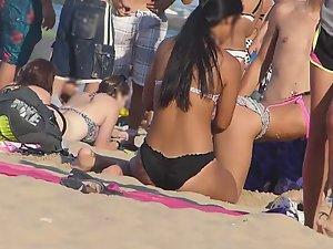 Sexy teens playing in the sand Picture 1