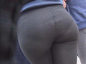 Panty line in see thru tights Picture 8