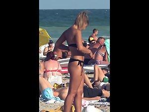 Pussy determined to be visible in a bikini Picture 3