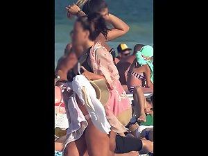 Pussy determined to be visible in a bikini Picture 4