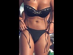 Pussy determined to be visible in a bikini Picture 8